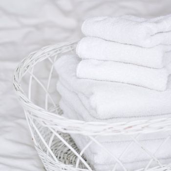 kit location 1 personne linge de toilette (1 serviette, 1 drap de bain)